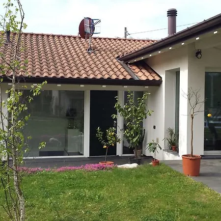 Casa Olivia Bed & Breakfast Ternate (Varese)